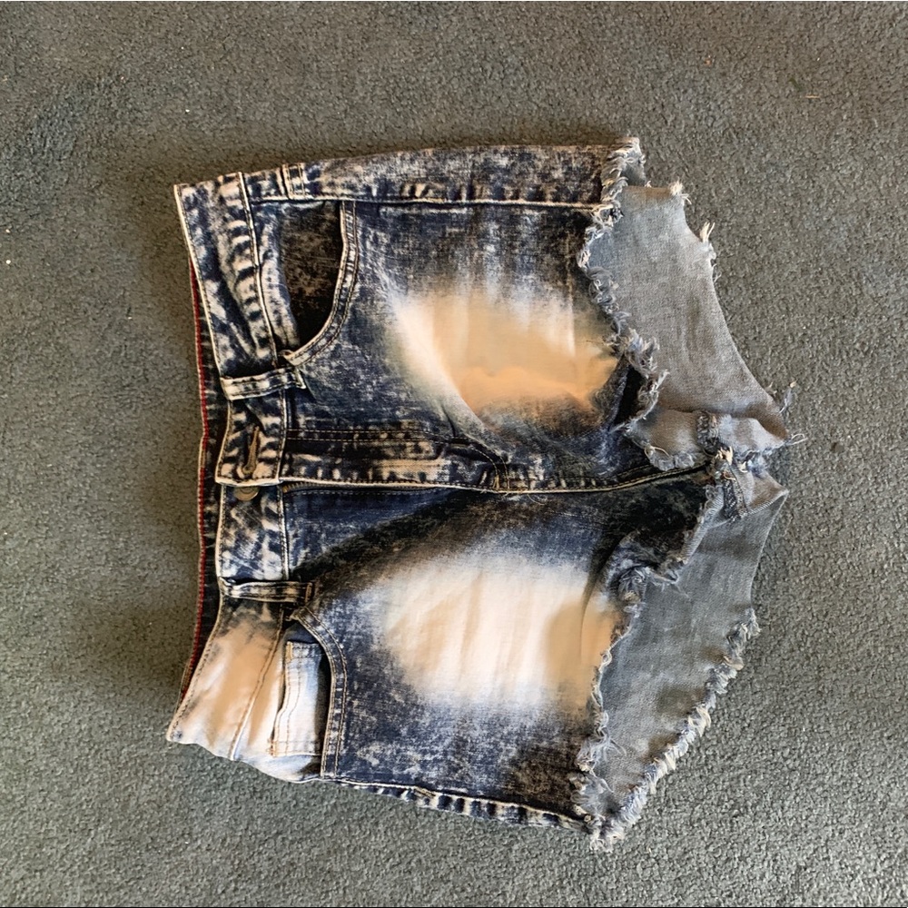 Acid wash shorts!